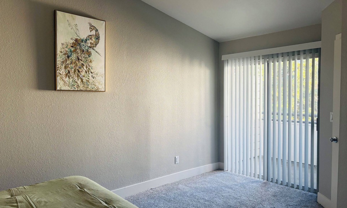 Pleasanton Apartment | Wonderful 1-bed double room with en-suite - Female Only