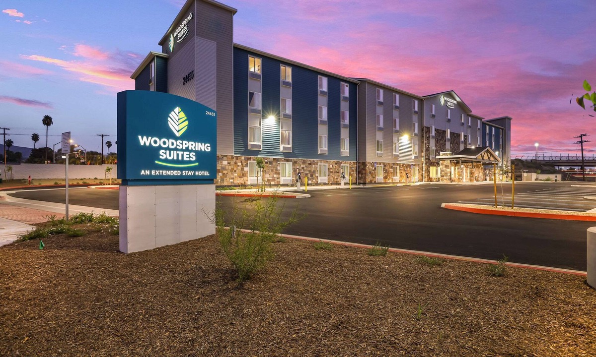 Moreno Valley Hotel | WoodSpring Suites Moreno Valley