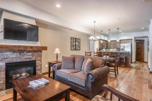 Woodwinds House | Woodwinds 17