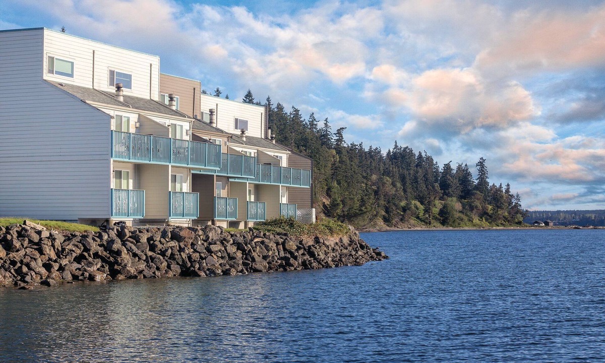 Adelma Beach Resort | You will be so happy you chose this resort !
