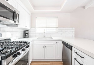 1 Block to Beach! | Cheery Upstairs Vacation Home