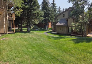 Snowcreek Resort Vacation Rental 201