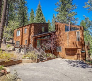 Horn Lodge Truckee 