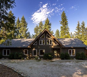 Riffle River Lodge 