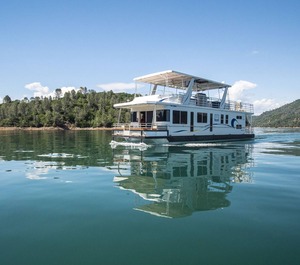 Shasta Marina Houseboat 