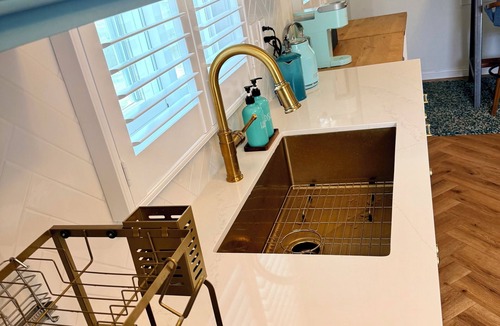 Inglewood House | 0.5 Mile Walk To Sofi - Art Deco Beach Cottage - Entire Home