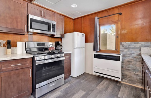 Big Bear Lake Cabin | 0101-Sunset | 1BR/1BA Big Bear cabin, forest views