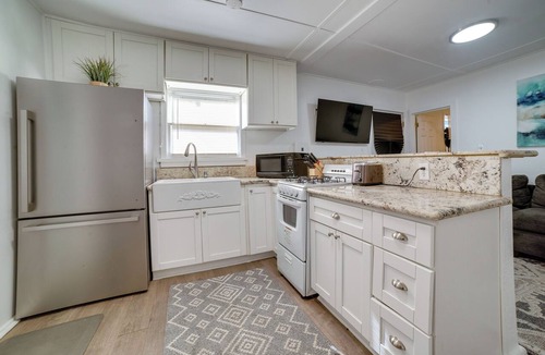 Downtown Riverside House | 1/2 Mi to Dtwn! Nurse-Ready Rental in Riverside