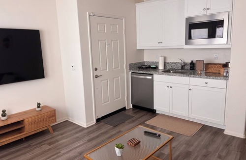 Victorville Apartment | 1 Bed/Bath Attached Casita w/Private Entrance