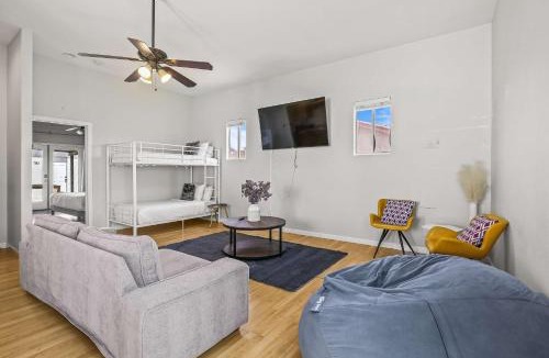 Bermuda Dunes House | 1 BR Large Desert ADU Retreat with Bocce Court