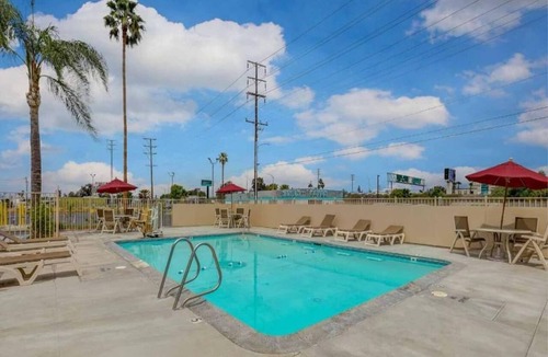San Bernardino Apartment | 1 King Bed|Non-Smoking,Mini Fridge