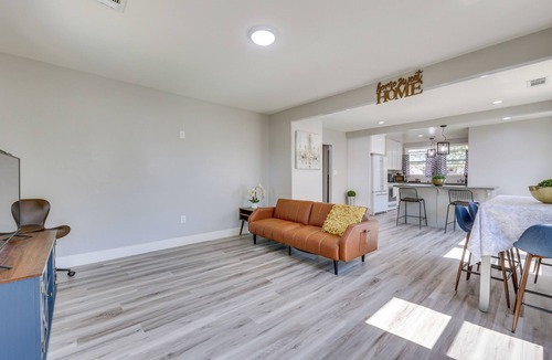 Hanford House | < 1 Mi to Main St Hanford! Home w/Outdoor Space