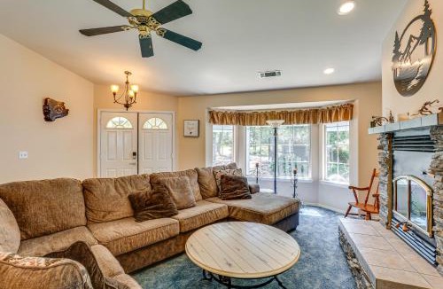 Happy Valley House | 10 Mi to Redding: Serene Escape w/Spacious Yard!