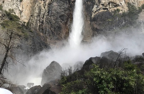 Mariposa House | 10 plus acres-minutes from Mariposa and Yosemite