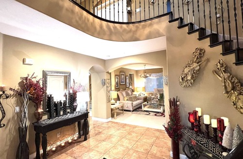 Tracy House | 120 #7 Master 2 queen beds suite beauty private bathroom 40 mins DTSJ