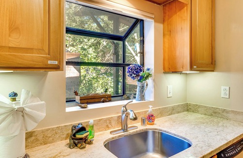 Brookdale Cabin | 13 Mi to Beach! 'Forest Brook' Creekfront Cabin