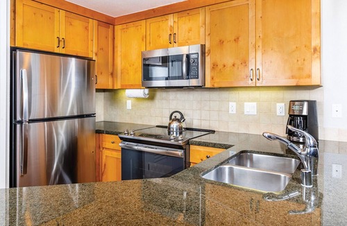 South Lake Tahoe Villa | 1BR Villa Steps to Heavenly Gondola - Timber Lodge Lake Tahoe