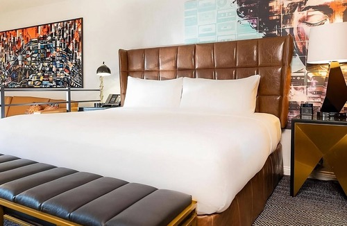 Norma Triangle Hotel | 2 Modern Stays, Rooftop Lounge, Pool, Near Museums & Sunset Strip