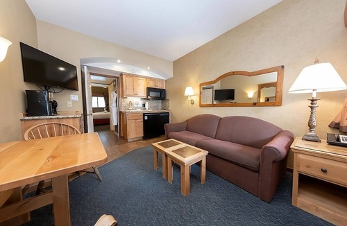 Olympic Valley Hotel | 2 Units | Kitchen | Balcony | Near Ski Slopes