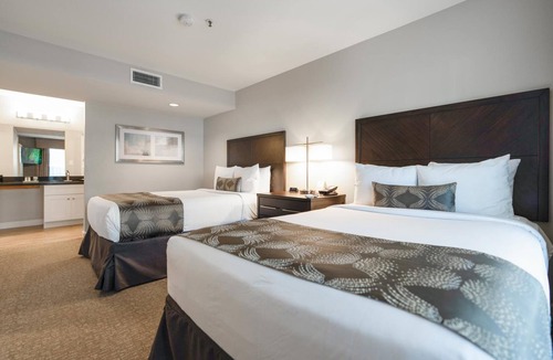 Brea Hotel | 2 Units: Suite w/Full Kitchen: 2.7 Mi to Hiking at Craig Regional Park