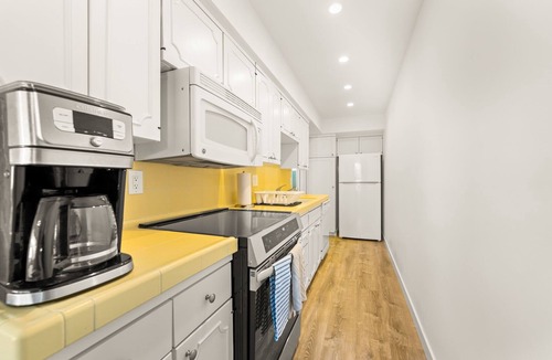Montecito House | 25% Off August! Ocean Front, Walk To Beach, W/Pool