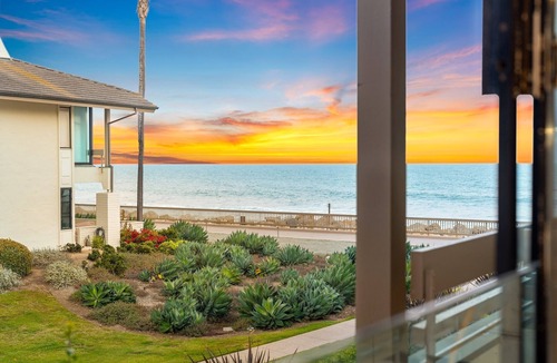 Montecito House | 25% Off August! Ocean Front, Walk To Beach, W/Pool