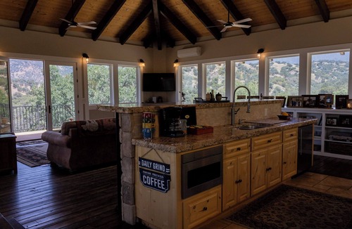 California Hot Springs Other | 28-Acre Retreat 360 View Hilltop House, Barndominium, Yurt/Near Trail of Giants