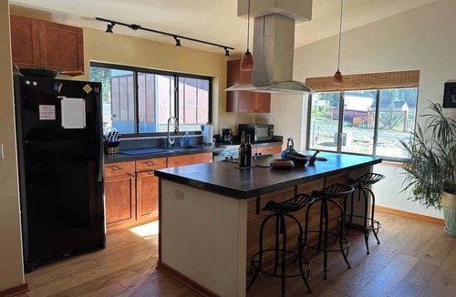 White Salmon House | 3 Bed/2 Bath Home In Paradise!