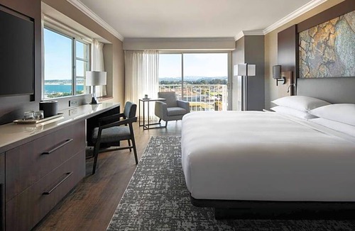 Old Monterey Hotel | 3-Star Hotel ∙ Monterey Marriott