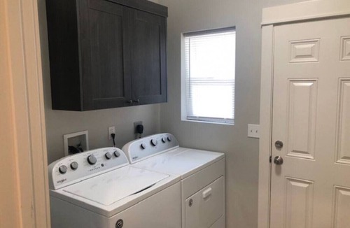 Longview Apartment | 3143 Dover #2 · Modern Apartment High End Finishes & Washer/Dryer In-unit.