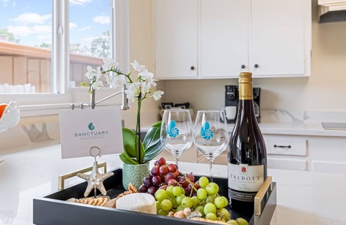 Pacific Grove House | 3841 Bodhi Tree - Updated and Newly Furnished