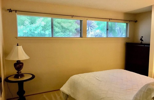 Sunnyvale West House | 3BD/2BA Single-Family House w/AC, Courtyard & Fenced Backyard for extended stays