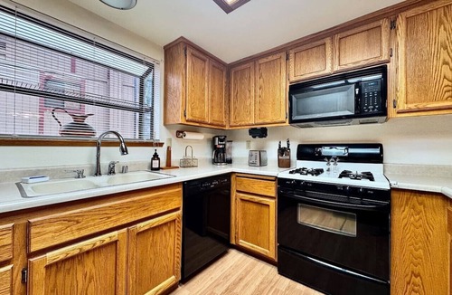 Pollock Pines House | 3BR Forest Retreat · Fireplace · Near Tahoe · Pollock Pines
