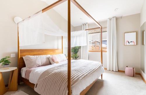 Guide Meridian House | 3BR with Game Room, near Seattle & Vancouver