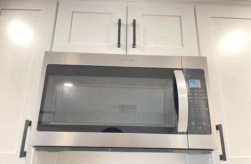 Upland Apartment | 40% OFF Upland 2 Master Bedrooms - Close To Colleges & Hospitals