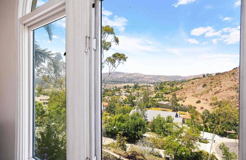Orange House | 5 Bedroom Private Estate on Hill in Orange with City Light/Mountain Views