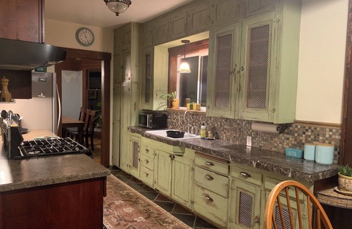 South Westside House | 5-min walk to Downtown Olympia and Capital Lake, 4br, sleeps 13