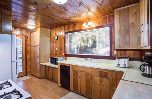 North Wawona Cabin | (50R) Soots - Me at The Redwoods In Yosemite