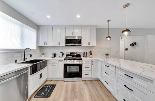 West Hills House | 5BR Home W/2 King Suites, Spa, Ping-Pong, & EV!