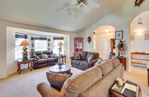 Yakima House | 6 Mi to Dtwn Yakima: Central Washington Home