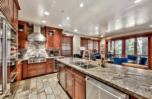 Sierra Shores House | 8 Sierra Shores - Stunning Lakefront 4BR/4BA