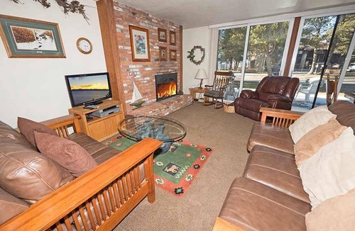 Tahoe Keys Condo | 90 m² Condo ∙ 2 bedrooms ∙ 6 guests