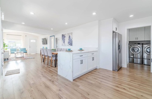 Los Angeles House | A Beautiful Decorated Home To Experience Local LA Next To SOFI World Cup Game