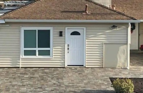 Belmont Apartment | A Comfortable & Private Guest House