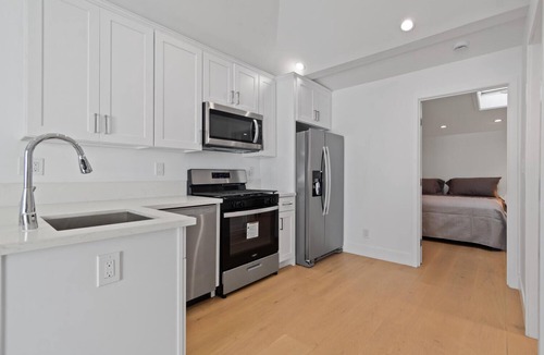 Carlson Park Cottage | A gem in the Heart of Culver City