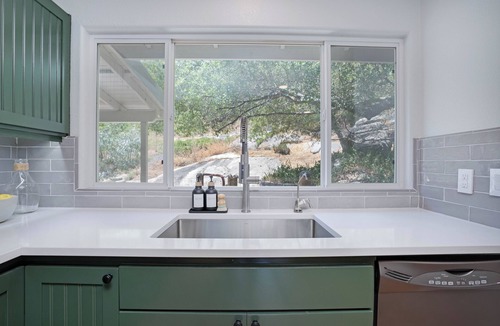Three Rivers House | A Peaceful Mountain Retreat - Gateway to Sequoia NP in Beautiful Three Rivers