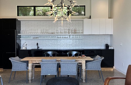 Point Richmond House | A spectacular home with a three bridge view out the Golden Gate.