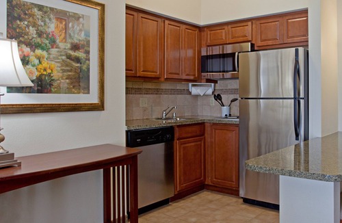 Palmdale Apartment | Accessible Studio w/Walk-In Shower, Palmdale