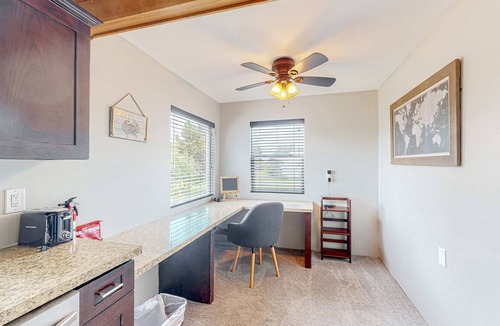 Long Beach House | Acreage with sauna, hot tub, firepit, separate studio - beach nearby & dogs OK