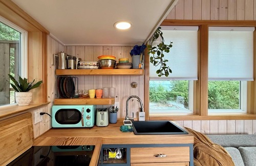 Anacortes House | Adorable tiny home with spectacular view and hot tub on Guemes Island Anacortes.